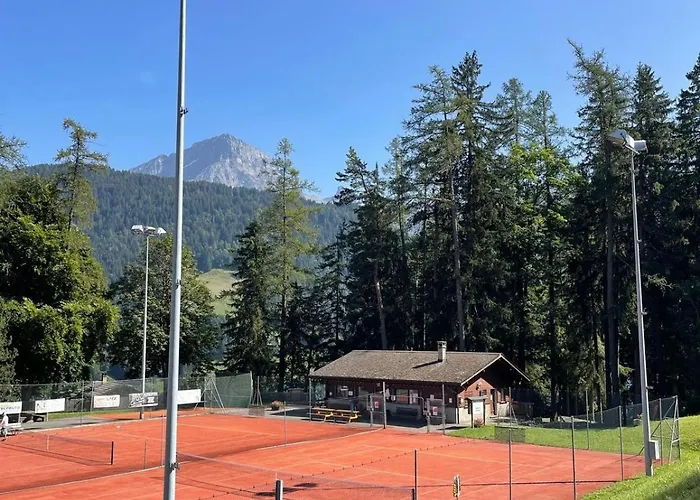 For 6 People Ideally Located In *