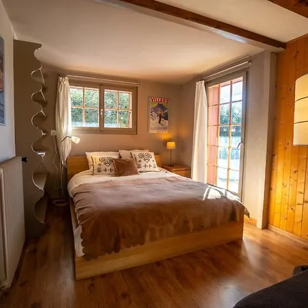 Horská chata For 6 People Ideally Located In Gryon